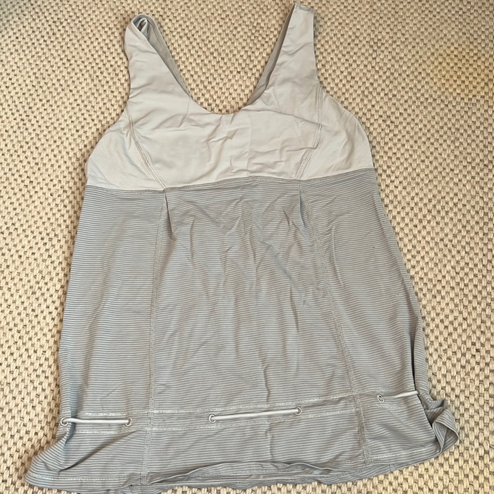 Lulu Lemon gray workout tank.